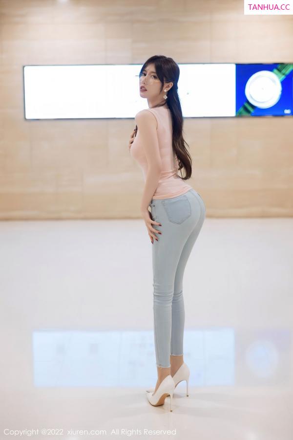 美桃酱  [XiuRen]高清写真图 2022.07.20 No.5306 美桃酱第4张图片